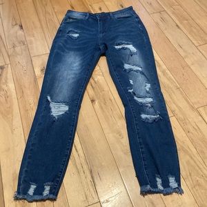 Jeans. Amazon bought. Wore once. Selling because they run big.